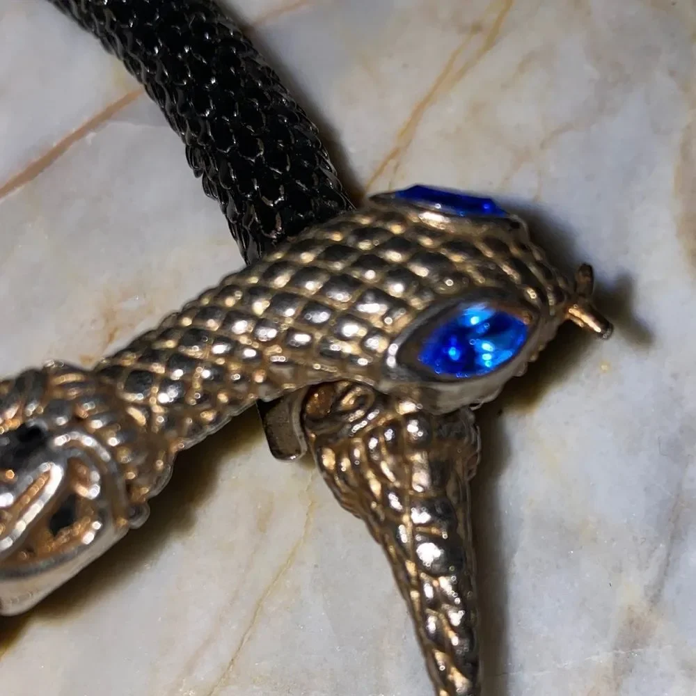 Reptile-Themed Black and Gold Necklace‎ or Belt